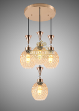 Afbeelding in Gallery-weergave laden, Crownfield 4 Cluster Lanterns Zwart en Goud
